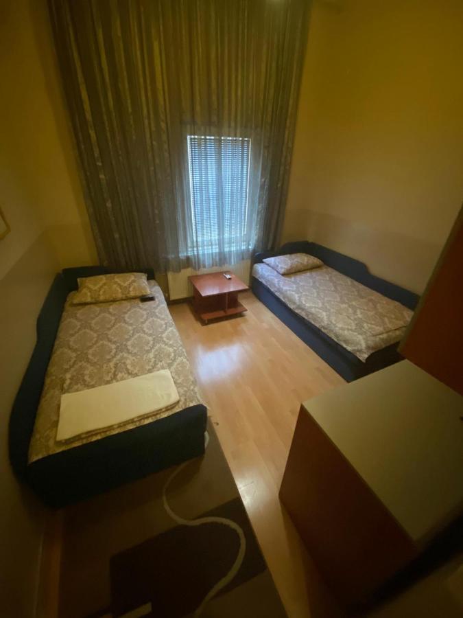 Hotel Santos Скопие Екстериор снимка